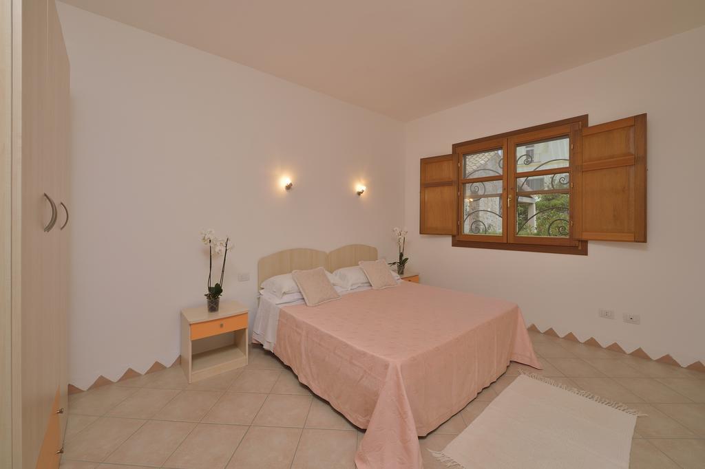 Residence Le Zagare San Teodoro  Ruang foto