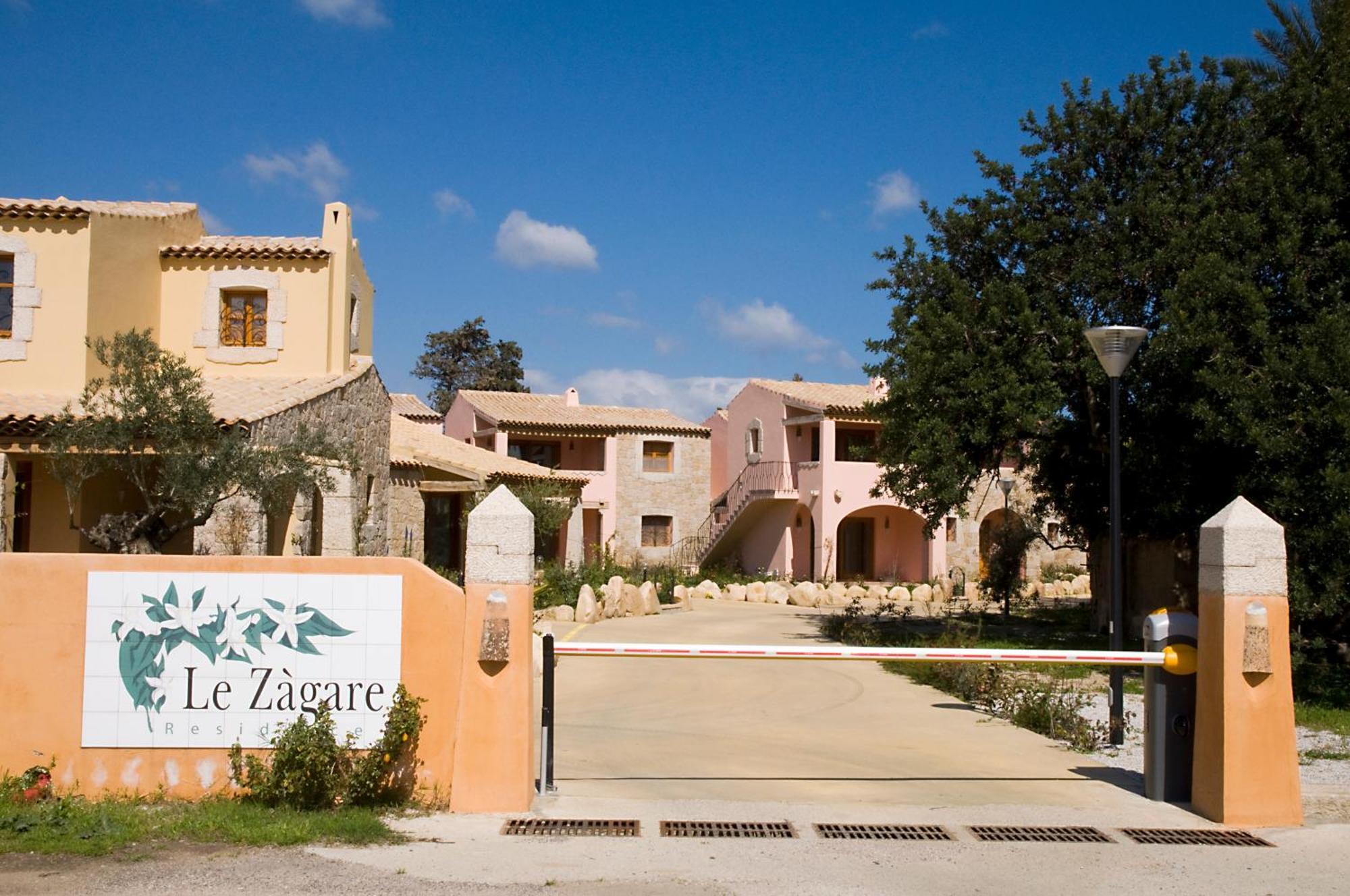 Residence Le Zagare San Teodoro  Bagian luar foto