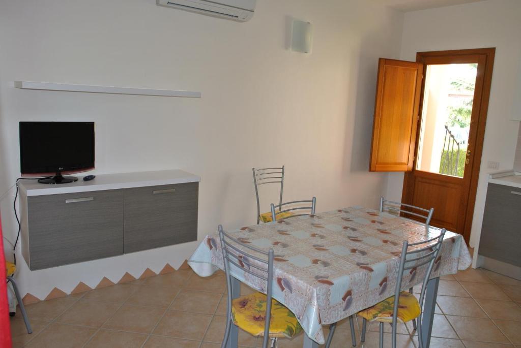 Residence Le Zagare San Teodoro  Ruang foto