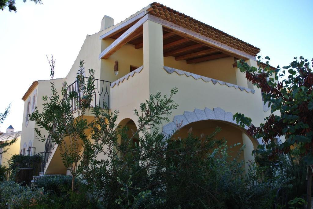 Residence Le Zagare San Teodoro  Bagian luar foto