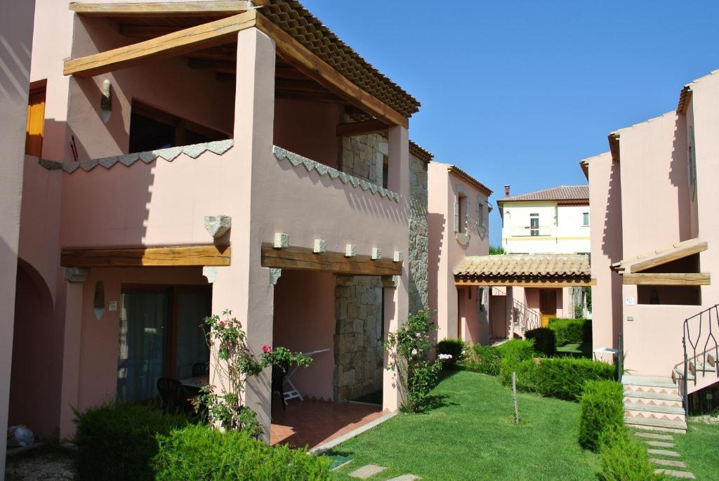 Residence Le Zagare San Teodoro  Bagian luar foto